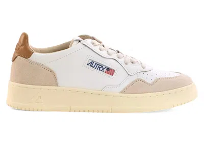 Pre-owned Autry Men's  Medalist Leather Low Sneakers In White/brown Sugar