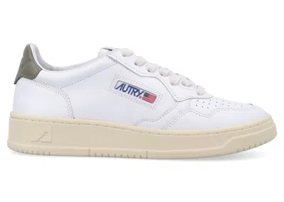 Pre-owned Autry Men's  Medalist Leather Low Sneakers In White/covert Green