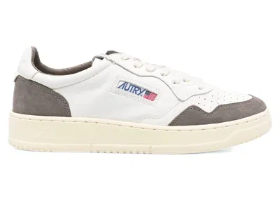 Pre-owned Autry Men's  Medalist Leather Low Sneakers In White/morel In Multi