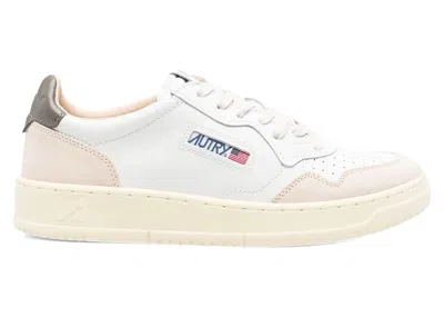 Pre-owned Autry Men's  Medalist Leather Low Suede Sneakers In White/morel In Multi