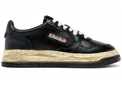 Pre-owned Autry Men's  Medalist Low Super Vintage Maison Mihara Yasuhiro General Scale Sneakers In Black