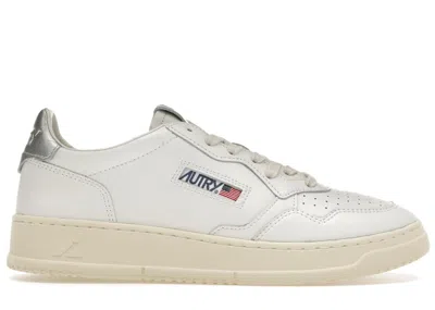 Pre-owned Autry Men's  Medalist Sneakers In White/silver