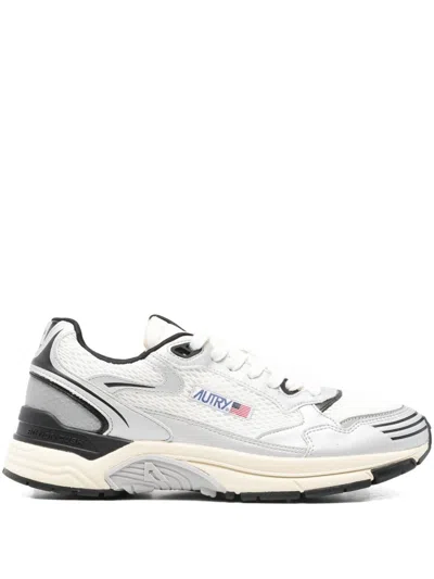 AUTRY AUTRY MEN'S MESH TOE CAP SNEAKERS WITH MIRROR-EFFECT UPPER, FLAT COTTON LACES