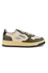 Autry Medalist Low-top Sneakers In White