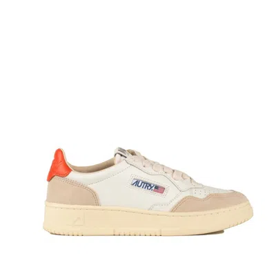 Autry Logo-patch Lace-up Sneakers In White