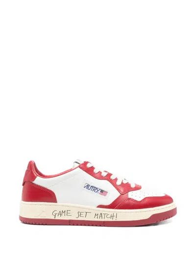 Autry Medalist Low Sneakers Contrast Sole Design In Red