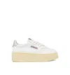 Autry Womens White Medalist Low-top Leather Trainers In White