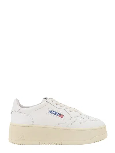 AUTRY WHITE LOW TOP SNEAKERS WITH OVERSIZED PLATFORM IN LEATHER WOMAN