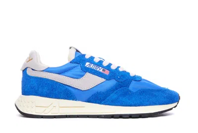 Autry Low Top Sneakers With Contrasting Branded Heel In Blue