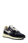 Autry Reelwind Low Top Sneaker In Black