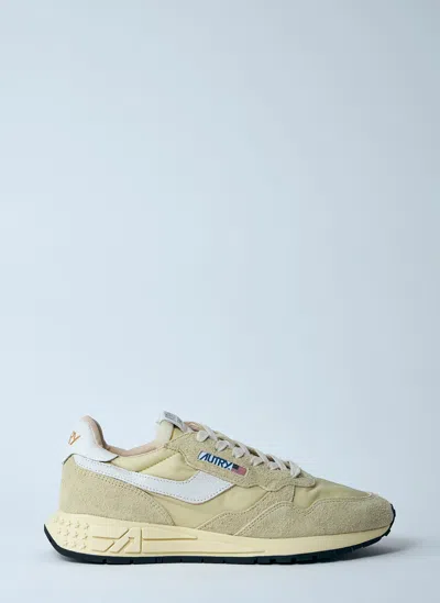 Autry Reelwind Low Top Snealers In Grey