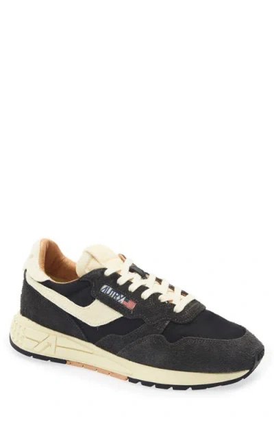 Autry Leather Nylon Panelled Low-top Sneakers In Black