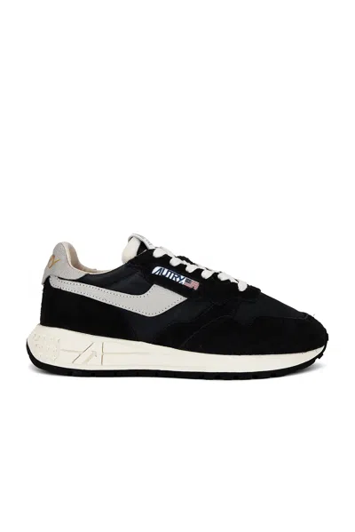 Autry Reelwind Sneaker In White & Black