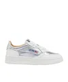 Autry Round Head Low-cut Sneakers In White
