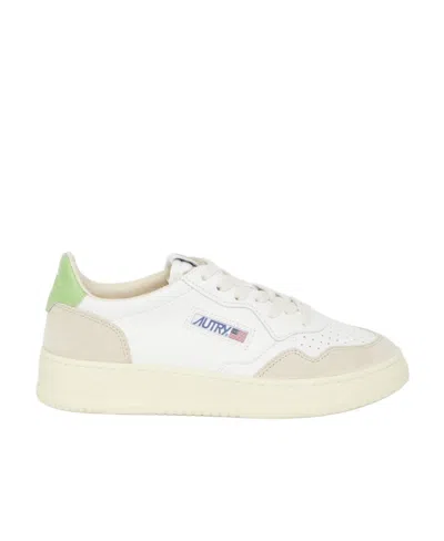 Autry Medalist Low-top Sneakers In White