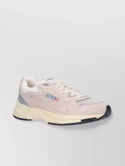 Autry Round Toe Mesh Panels Contrast Sole Sneakers In Neutral