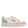 Autry Medalist Low Sneakers Super Vintage In White Rose And Blackboard Leather Shoes In White