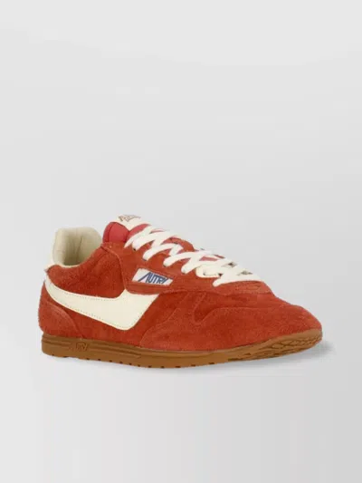 Autry Smooth Leather Low Top Sneakers In Red