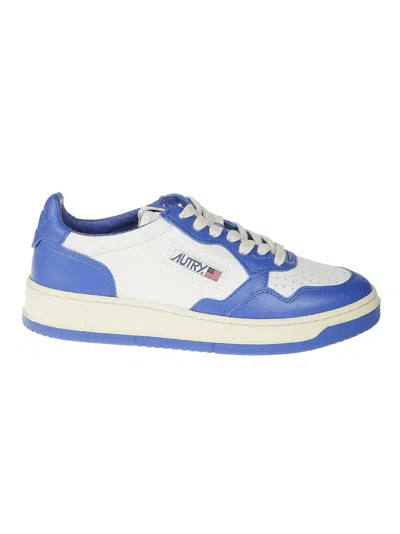 Autry Medalist Low Sneaker In Bianco/bluette