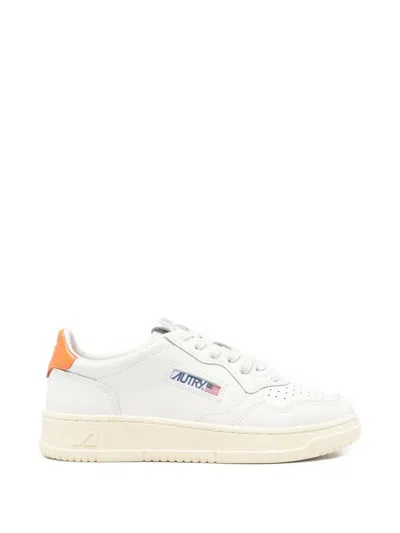 Autry Medalist Perforated Logo-detail Sneakers In White