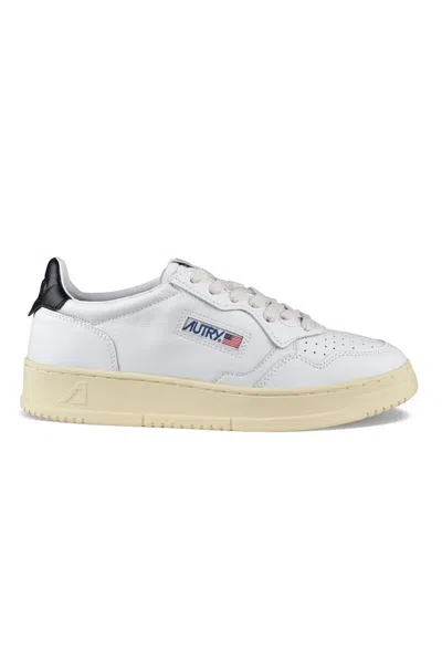 Autry Sneakers 01 Medalist In White
