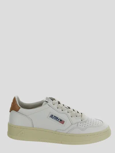 Autry (wmns)  Medalist Low 'white Black' In Multi