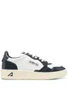 Autry Low Top Medalist Sneakers In Black
