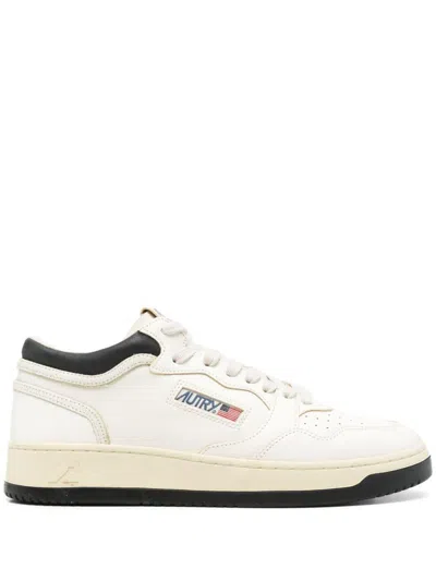 Autry Sneakers In White