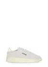Autry Medalist Low Sneakers In Neutral