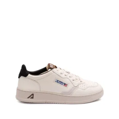Autry Sneakers In Sand