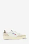 Autry Medalist Low-top Sneakers With Smooth In Neutral
