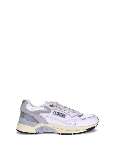 Autry Sneakers In White