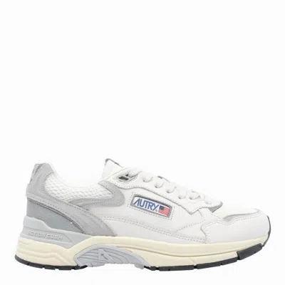 Autry Sneakers In White