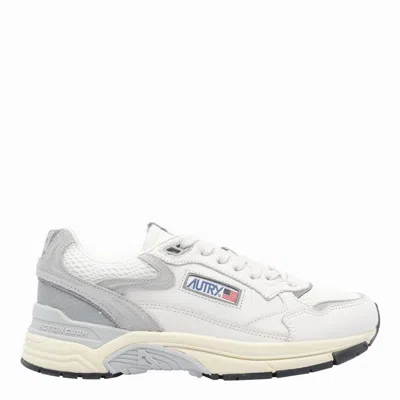 Autry Sneakers In White