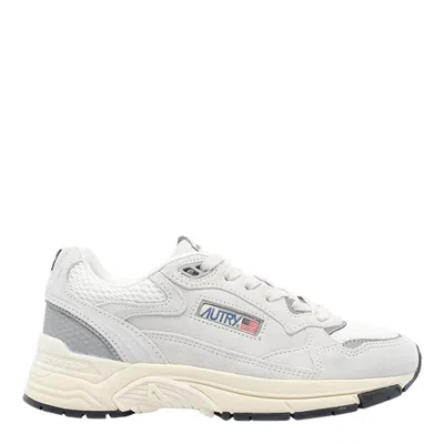 Autry Sneakers In White