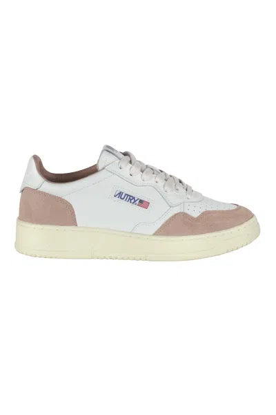 Autry Medalist Low Sneakers In White Leather And Cinnamon Pink Suede Women In Multi