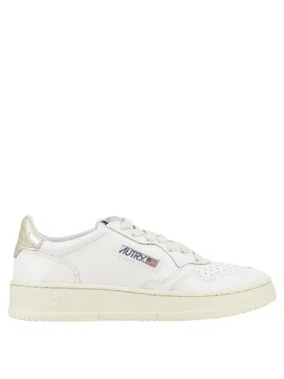 Autry Sneakers & Slip-on In White