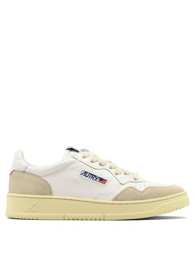 Autry Sneakers & Slip-on In White