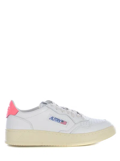 Autry Sneakers  "medalist Low" In White