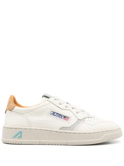 Autry Sneakers  Medalist In White