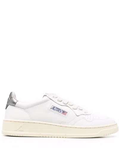 Autry Sneakers  Medalist In White