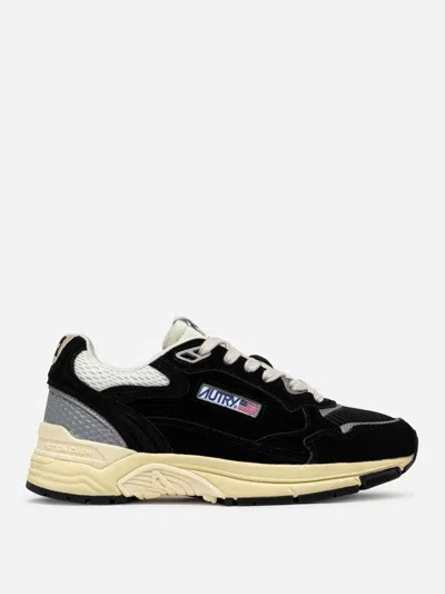 Autry Sneakers Hyperway In Black