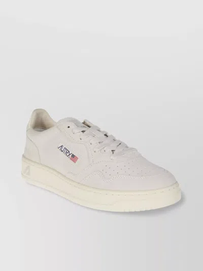 Autry Sneakers Low-top Perforated Toe