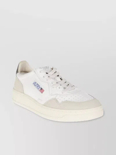 Autry Sneakers Low Top Perforated Toe