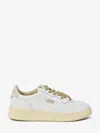 Autry Medalist Low Sneakers In White Leather And Suede Heel Tab In White