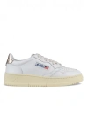 Autry Medalist Low Woman Sneakers