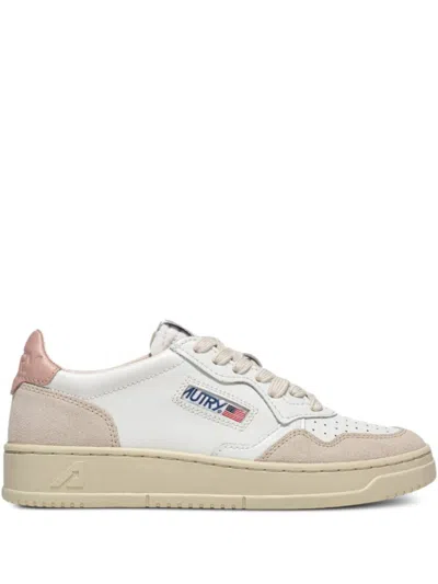Autry Sneakers Medalist Low In White
