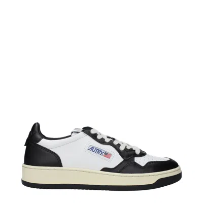 Autry Sneakers Medalist Mens Leather White/black