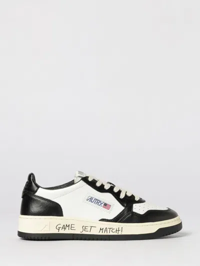 AUTRY AUTRY MEDALIST LOW LEATHER SNEAKERS