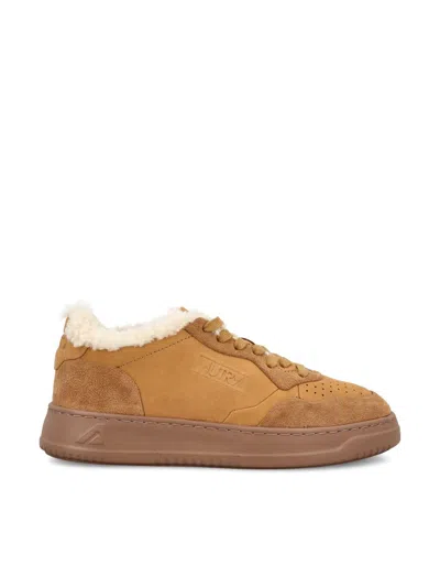 Autry Sneakers In Brown